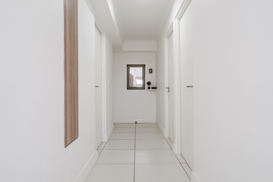 2 Bedroom Property for Sale in Zonnebloem Western Cape